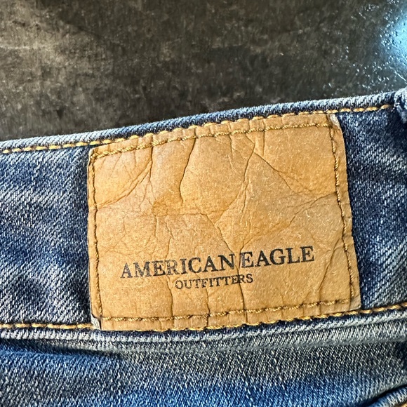 American Eagle Outfitters Favorite Boyfriend Super Stretch Jeans - Picture 3 of 6